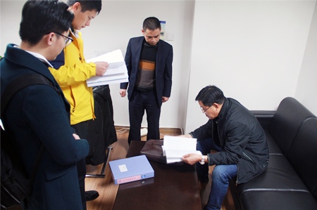 省春運(yùn)辦檢查4(夏麗玉)_副本.jpg 省春運(yùn)辦檢查4(夏麗玉)_副本.jpg