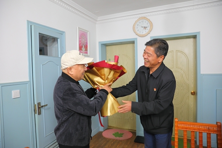 6Q0A1015_副本.jpg 6Q0A1015_副本.jpg