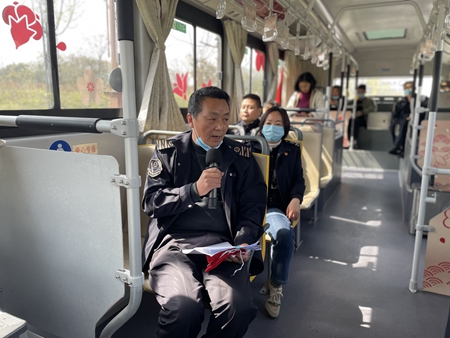 101車上學(xué)習(xí)研討_副本.jpg 101車上學(xué)習(xí)研討_副本.jpg